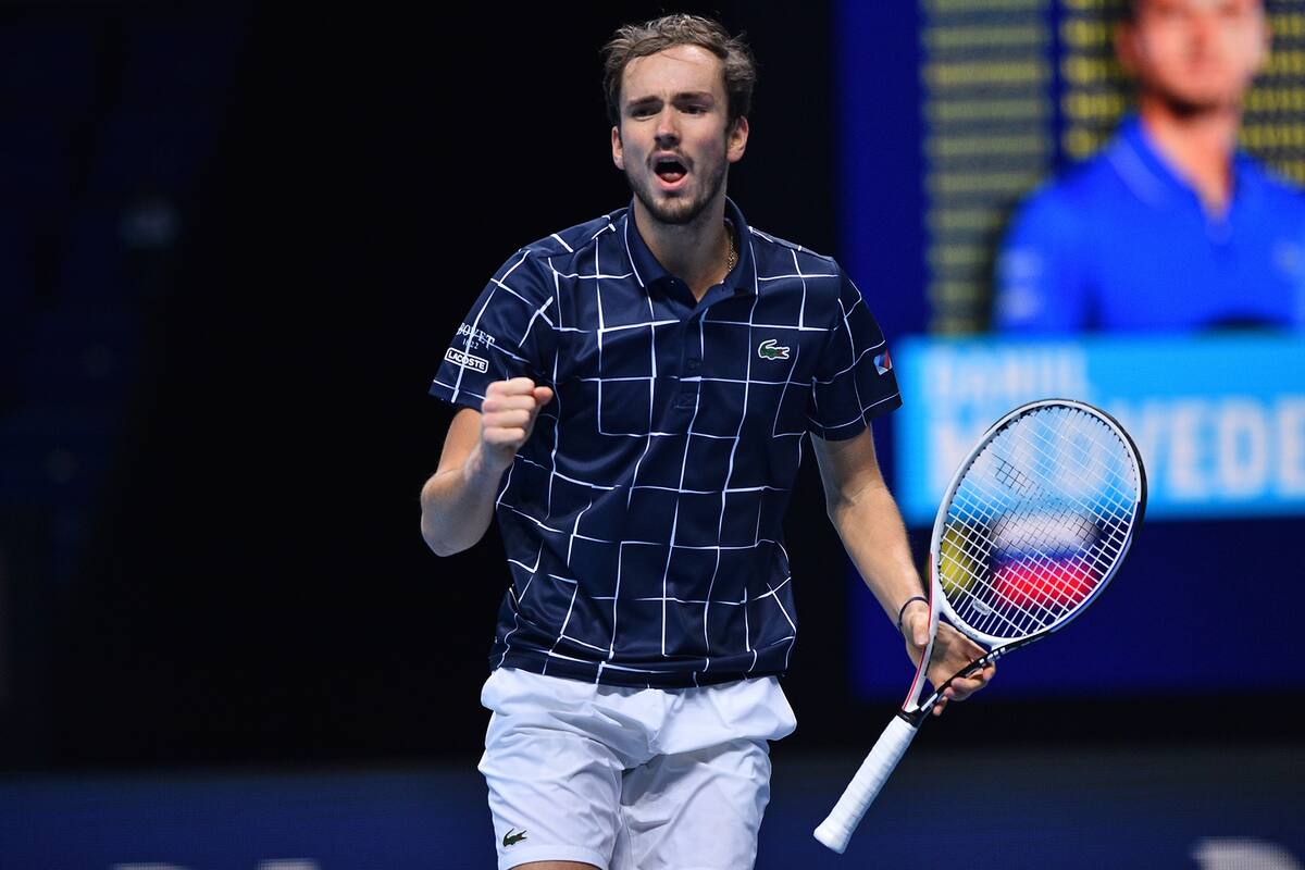 Daniil Medvedev dio vuelta el partido ante Rafael Nadal y jugará la final del Masters de Londres