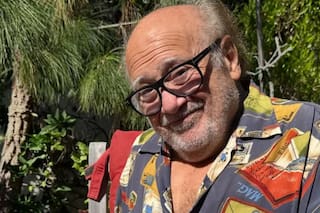 Danny DeVito, 81 años, recuerda Matilda y habla de Trump durante su visita a España