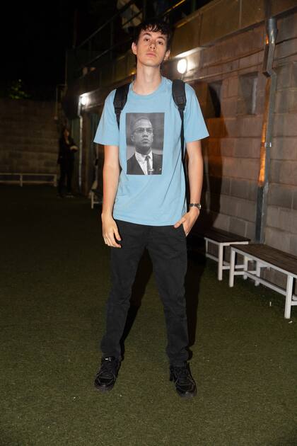 Dante, el hijo de Sebastián Ortega y Guillermina Valdés, también se lució como modelo arriba de la pasarela.