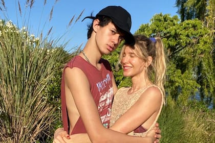 Dante es el hijo mayor de Guillermina Valdes y Sebastián Ortega
