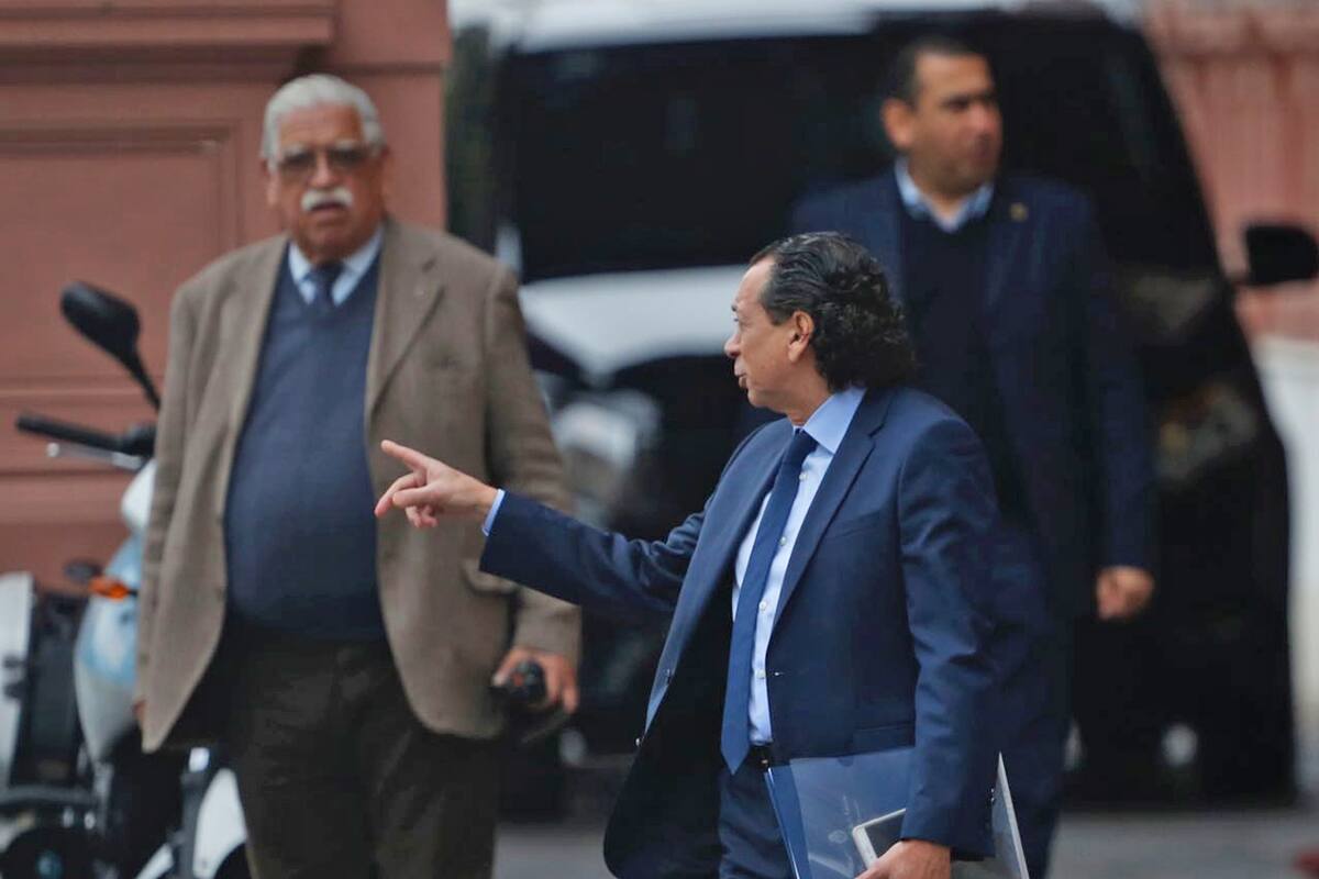 Dante Sica al llegar a casa de Gobierno