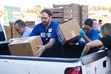 Darán comida gratis la última semana del año en Florida (FB FeedingTampaBay)