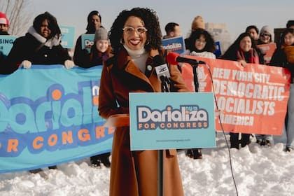 Darializa Avila Chevalier se opone a las deportaciones