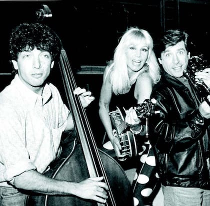 Darín, Susana y Puig, en un ensayo de Sugar (1986)