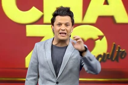 Dario Lopilato conduce ahora solo el programa Flechazo, amor oculto