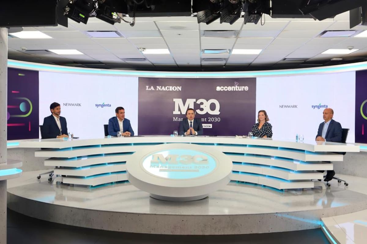 Darío Turovelzky (ViacomCBS), Martín Galdeano (Ford), José Del Rio (LA NACION), Martina Rua (periodista) y Domingo Speranza (Newmark)