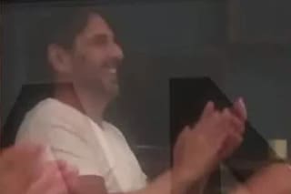 Difunden imágenes de un festejo íntimo de Juan Darthés