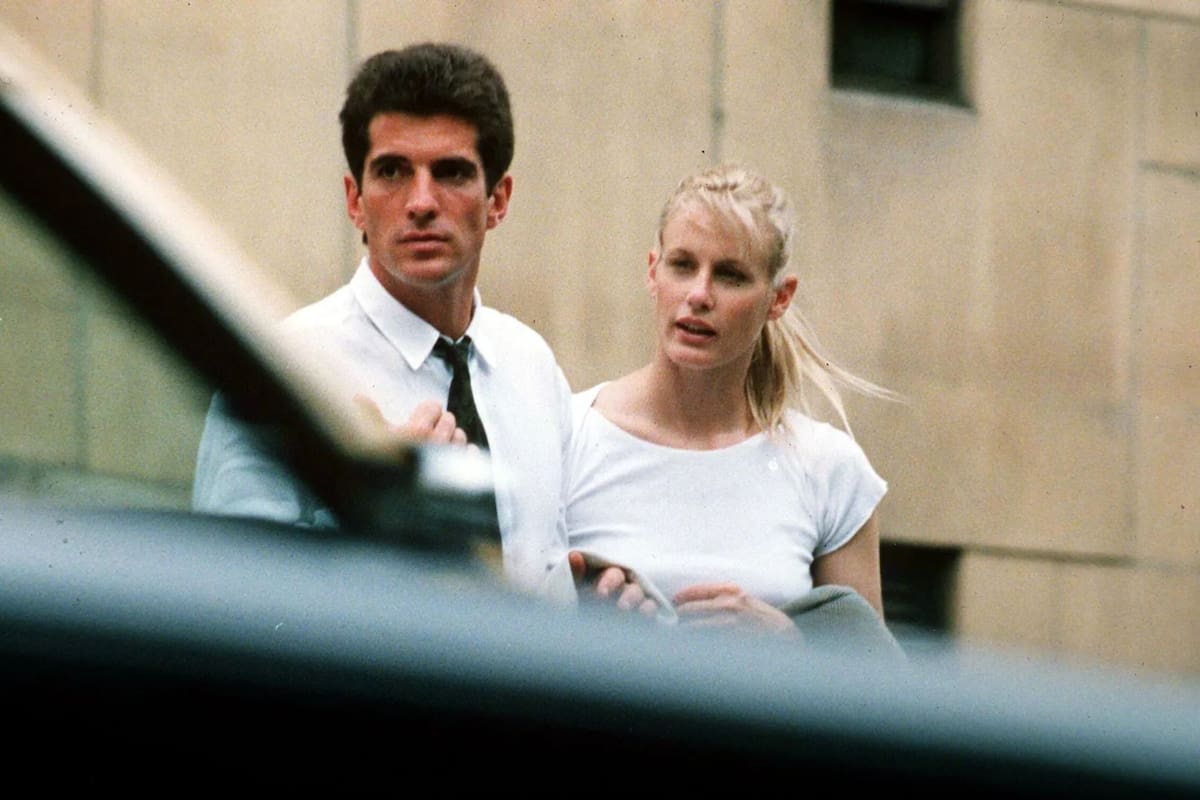Daryl Hannah y John F. Kennedy Jr. estuvieron juntos unos 6 años.
