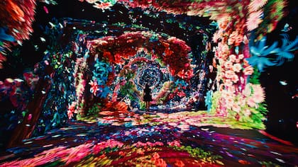Dataland crea un espacio de “arte multisensorial” a través de IA y datos de sus propios visitantes / Crédito: ©Refik Anadol Studio for Dataland