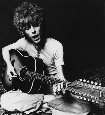 David Bowie tocó la guitarra para grabar el demo que se editará próximamente