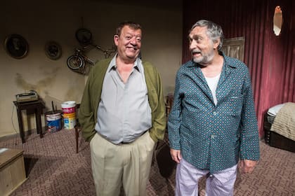 David di Nápoli y Luis Brandoni en escena