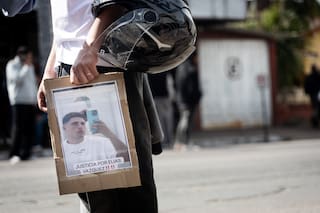 “Ojalá que Dios toque y cambie a los que mataron a mi hijo”, dijo la madre del joven asesinado por motochorros.