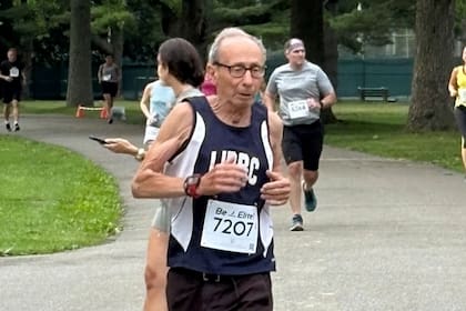 David Frisone es miembro de los Long Island Road Runners