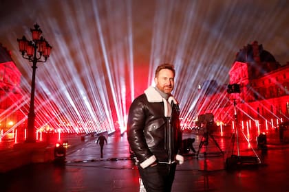 Con el primer concierto en Miami el famoso compositor y DJ recaudó más de 700.000 dólares