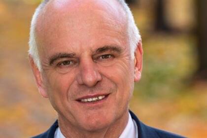 David Nabarro es encargado de la OMS para lidiar con el coronavirus en Europa