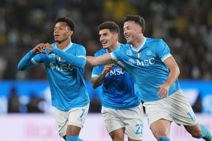 David Neres festeja el primer gol de Napoli en la final de la Supercopa. Photo: Massimo Paolone/LaPresse via ZUMA Press/dpa