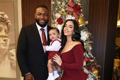 David Ortiz anunció su compromiso con María Yeribel Martínez, una modelo e influencer dominicana, en un emotivo mensaje publicado en sus redes sociales