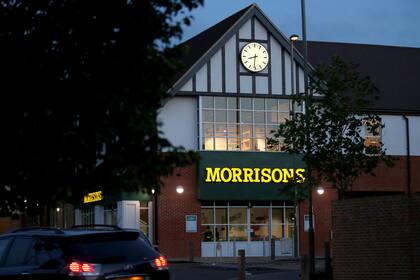David Potts, el CEO de los supermercados britanicos Morrions, dijo que la venta de analgésicos y papel higiénico subió un 7% en el último año