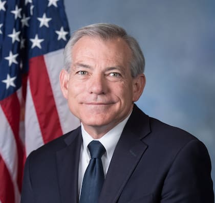 David Schweikert cumple en la actualidad su octavo mandato en el Congreso de Estados Unidos