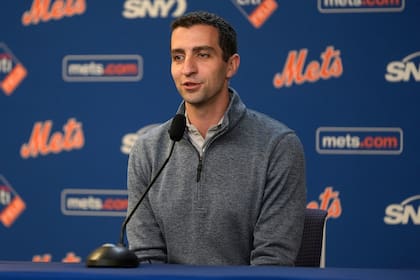 David Stearns asegura que entiende la frustración de los fanáticos de los Mets pero defiende la reco