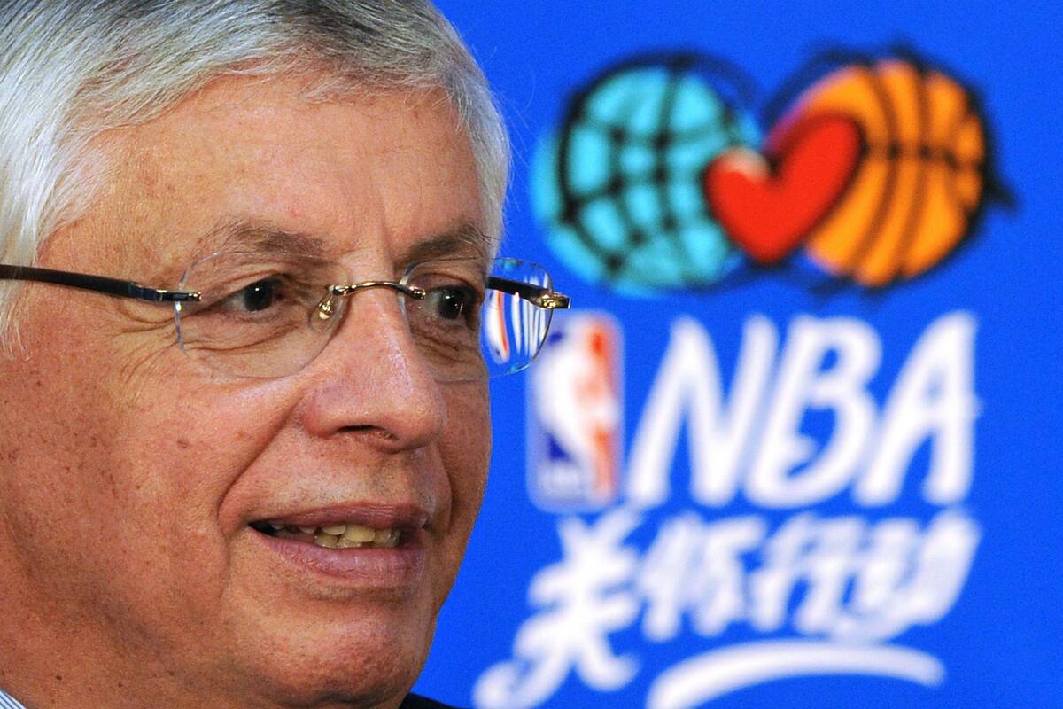 David Stern fue comisionado de la NBA durante tres décadas; falleció a los 77 años