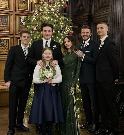 David y Victoria Beckahm junto a su cuatro hijos (Foto: Instagram/@davidbeckam)