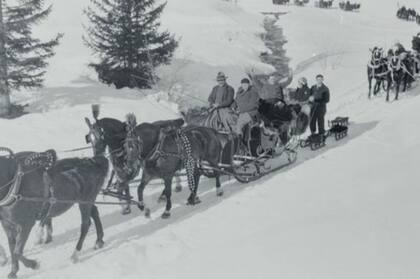 Davos rápidamente atrajo a miles de visitantes por sus tratamientos médicos experimentales