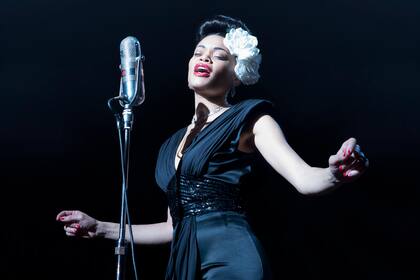Day interpretó a la legendaria cantante de jazz Billie Holiday en una nueva biopic y recibió el reconocimiento de los Globo de Oro