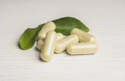 De acuerdo a los expertos, solo se debe ingerir suplementos de magnesio aquellas personas con condiciones de salud subyacentes, como enfermedades gastrointestinales, que afectan la absorción de nutrientes