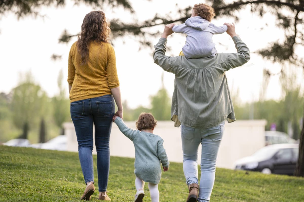 De acuerdo a un reciente estudio, aproximadamente el 52% de los adultos vivían en hogares considerados de ingresos medios