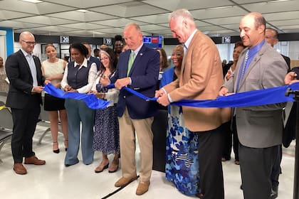 De acuerdo con el DMV, la oficina cuenta con espacios renovados y mejoras que optimizan el servicio al cliente