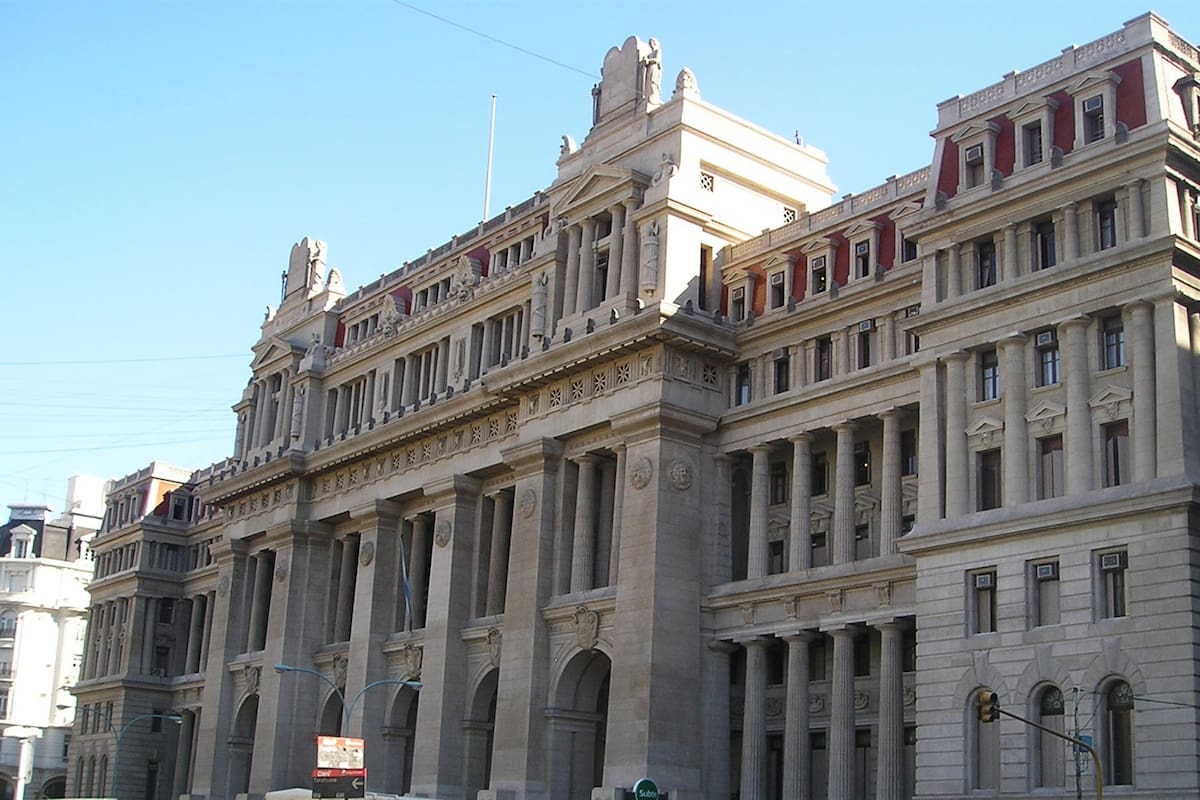 De acuerdo con un estudio de LN Data basado en estadísticas del Ministerio de Justicia, hay fueros, como el penal, en los que la representación femenina es de apenas 20%