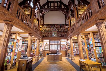 De arquitectura victoriana, ideal para pasajeros ávidos de lectura y paz