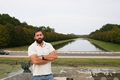 "El común denominador es el golpe a la identidad personal que supone estar aquí, sobre todo si se ha venido con poca información, preparación insuficiente, o situación de no legalidad”, dice Claudio.