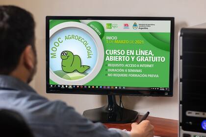 De carácter virtual y gratuito, el MOOC (curso en línea masivo y abierto, por sus siglas en inglés) propone construir un enfoque interdisciplinario que abarque la perspectiva de las ciencias agronómicas, la ecología y las ciencias sociales
