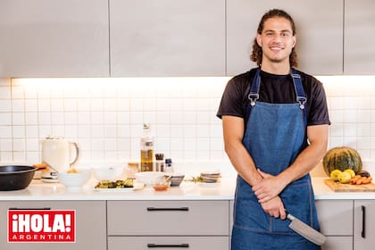 “De chico me pasaba el día entero mirando cocinar a Dolli Irigoyen, Donato de Santis, Christophe Krywonis y Osvaldo Gross por El Gourmet”, cuenta.