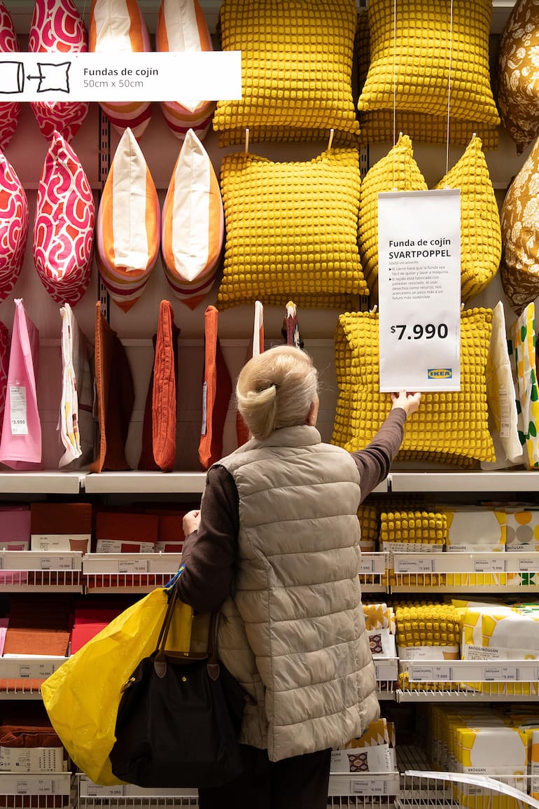 De compras en Ikea.