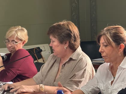 De izquierda a derecha, Alejandra Córdoba y Carolina Donegani