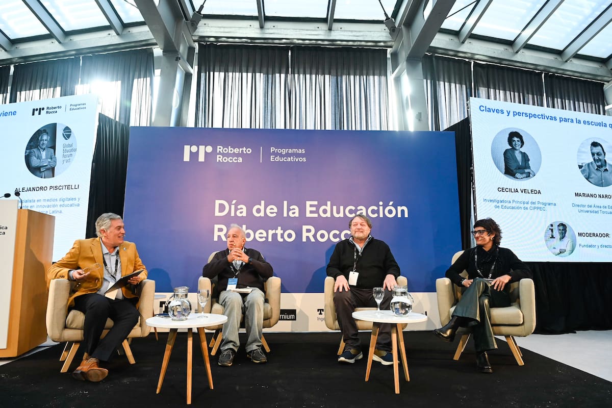 De izquierda a derecha: Dario Álvarez Klar, director general de la Red Educativa Itínere; Alejandro Piscitelli, filósofo y especialista en medios digitales; Mariano Narodowski, director del Área de Educación de la Universidad Torcuato Di Tella, y Cecilia Veleda, doctora en sociología de la educación