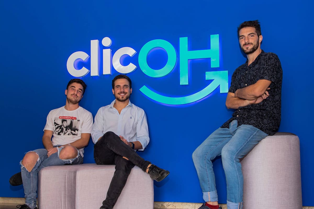 De izquierda a derecha los fundadores de Clicoh: Juan Altamirano (COO) - Agustín Novillo Saravia (CEO) - Emiliano Segura (CTO)