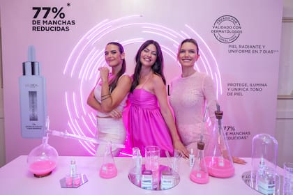 De izquierda a derecha: Mica Vázquez, Sofía "Jujuy" Jiménez y Sofía Zamolo.