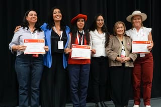 Reivindican el rol de la mujer rural y entregan un reconocido premio a su labor
