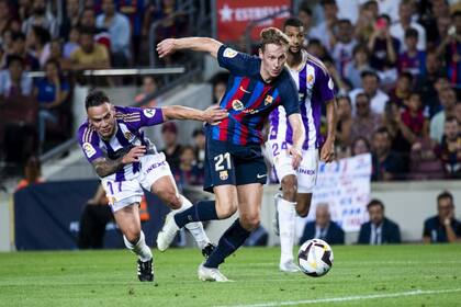 De Jong finalmente se queda en Barcelona a pesar de los rumores que lo vinculaban con Chelsea