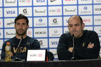 De la Fuente y el entrenador Ledesma: "Lo que más nos duele es haber jugado un tiempo bien y un tiempo mal, cuando sabemos que podemos jugar 80 minutos a buena intensidad"