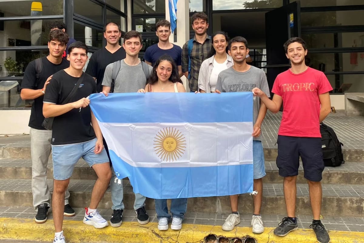 De La Plata a la NASA: estudiantes de la UNLP buscan apoyo para financiar su proyecto espacial