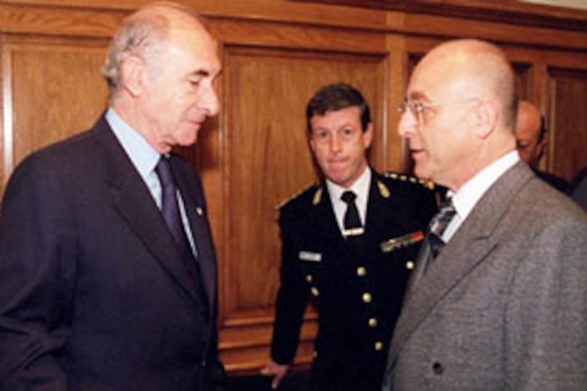 De la Rúa, Mathov, Santos y Jaunarena, ayer en la reunión del Consejo de Seguridad Interior