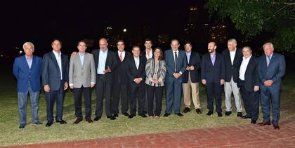 De la Sota, Scioli, Pérez, Buzzi, Capitanich, Beder, Urtubey, Corpacci, Alperovich, Zannini, Insfrán, Gioja, Jorge y Fellner