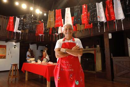 "De lo sagrado en la cocina", del artista Felipe Giménez, en Casa Cabrales, Mar del Plata.