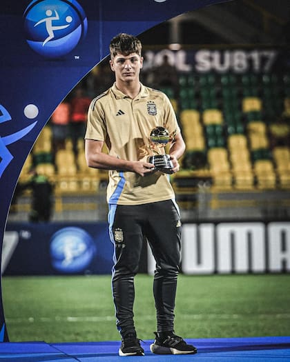 De Martis, de Lanús, fue el goleador argentino en el Torneo de L'Alcúdia