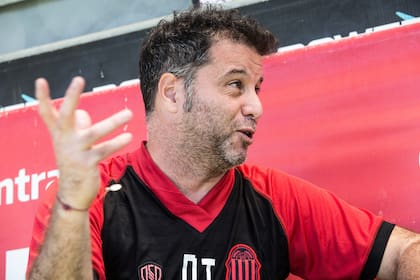 De Paoli, marcado por una familia con una larga trayectoria en Nueva Chicago, donde llegó a disputar algunos encuentros